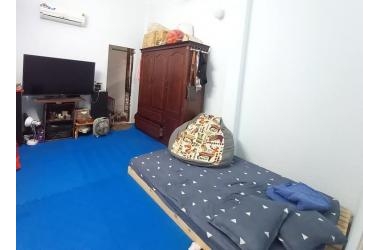 Bán nhà phố Trương Định, quận Hai Bà Trưng, 32m2 x 1.8 tỷ, gần phố. LH:0912519472